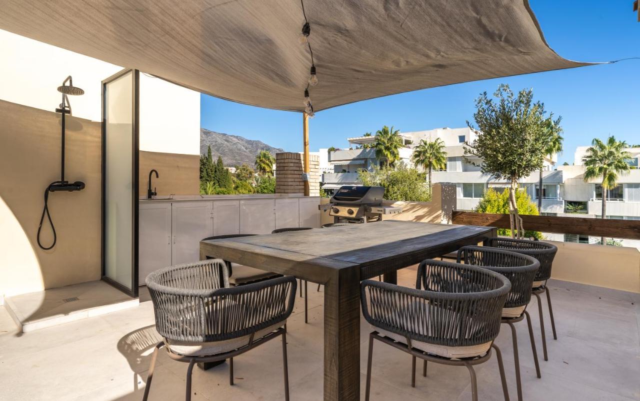 Glamorous 3br Penthouse Mins To Puerto Banus W/terrace Apartment Marbella